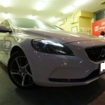 ボルボ Ｖ４０（V40）Ｔ３ 柔軟性の硬く・しなやかなドゥレッザ ガラスコーティング 施工