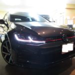 フォルクスワーゲン ゴルフＧＴＩ  柔軟性のある・しなやかな ドゥレッザ ガラスコーティングを施工　